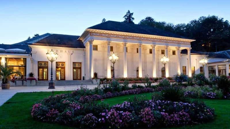 Billet Au départ de Francfort : excursion privée d'une journée à Baden-Baden avec guide