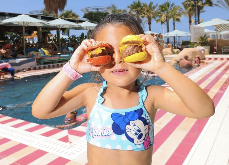 Billet Ibiza Family Pass : mini-golf et pool party