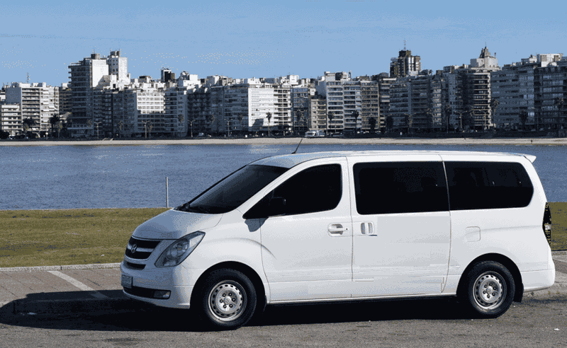 Billet Montevideo : Transfert aller simple ou aller-retour partagé à l'aéroport MVD