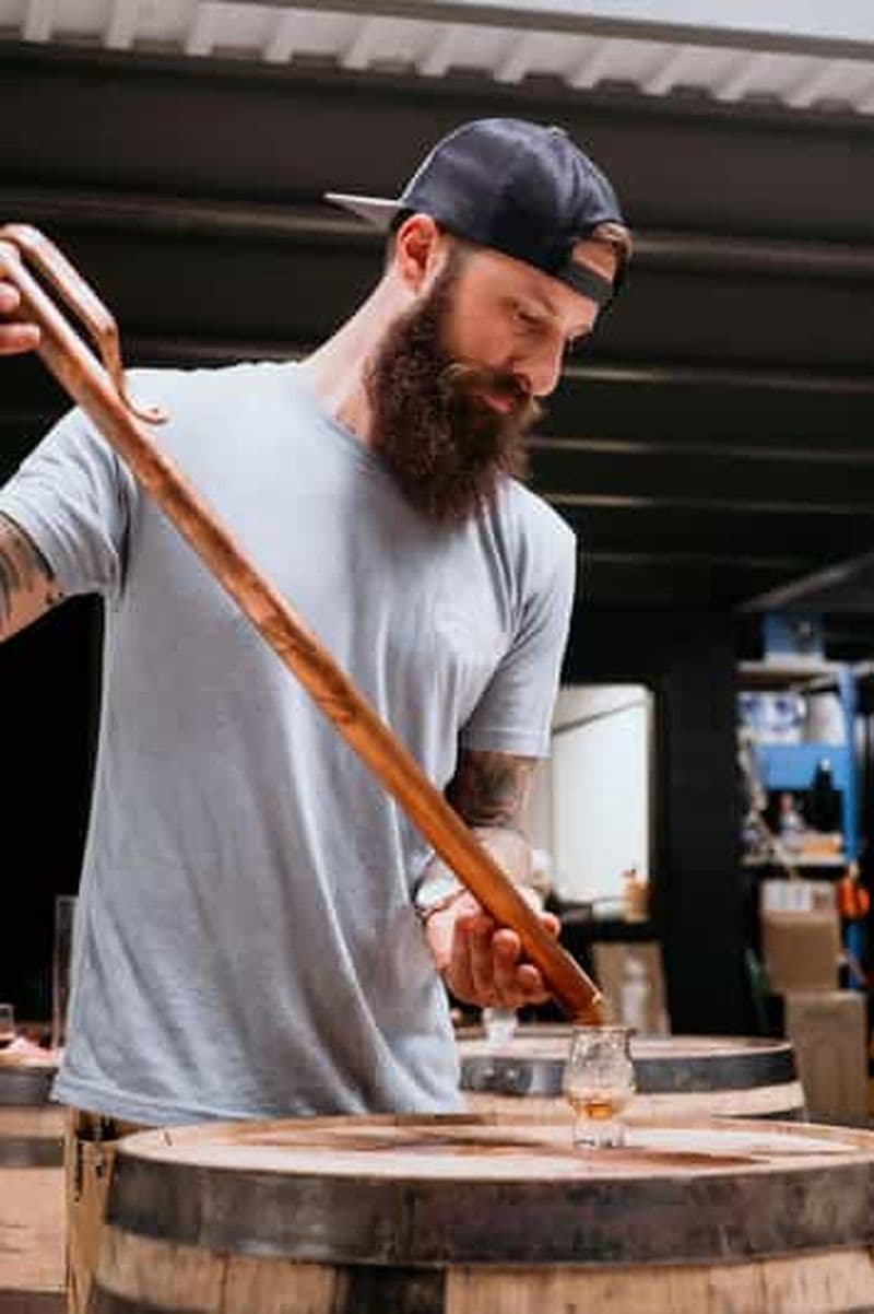 Billet Centre-ville de Nashville : dégustation de whisky directement du fût !