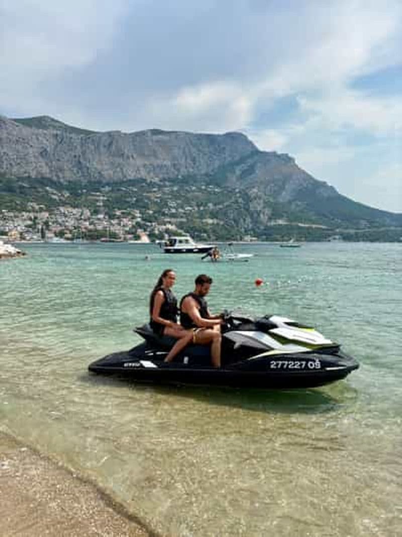 Billet Omiš : location de jet ski avec instructions