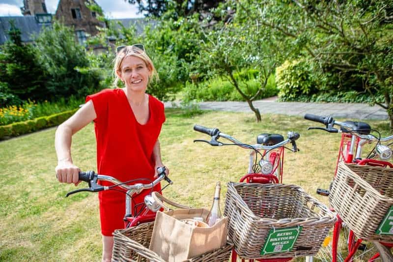 Billet Bruges : visite guidée à vélo rétro des temps forts et des trésors cachés