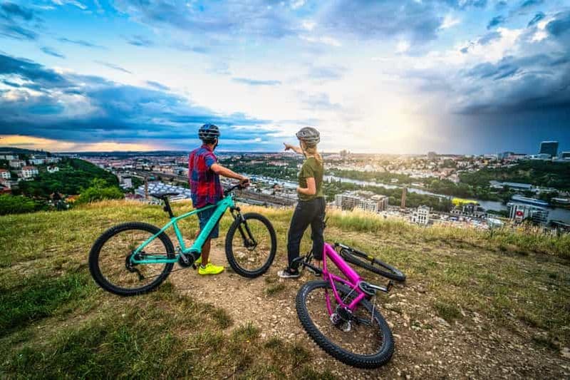 Billet Prague en E-Bike : découvrez les parcs du centre-ville et les vues épiques