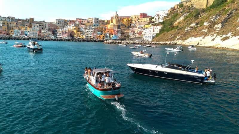 Billet Au départ d'Ischia : Croisière guidée sur l'île de Procida