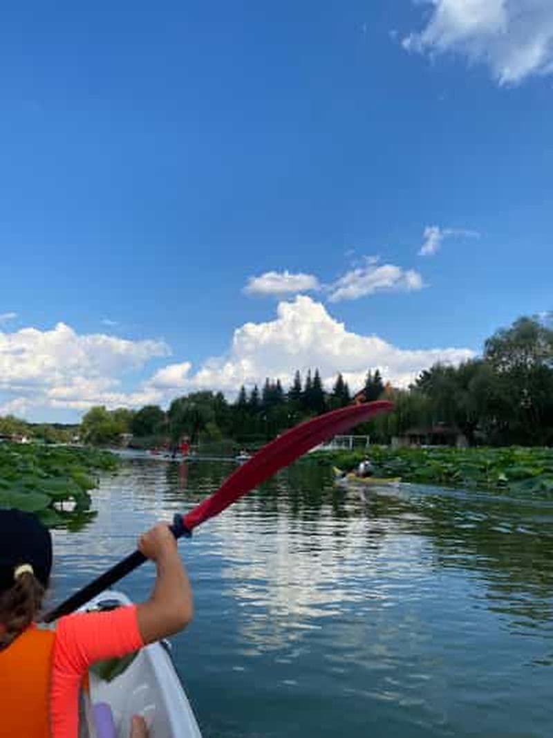 Billet 1/2 journée d'aventure : kayak sur le lac Snagov/SUP et monastère Snagov