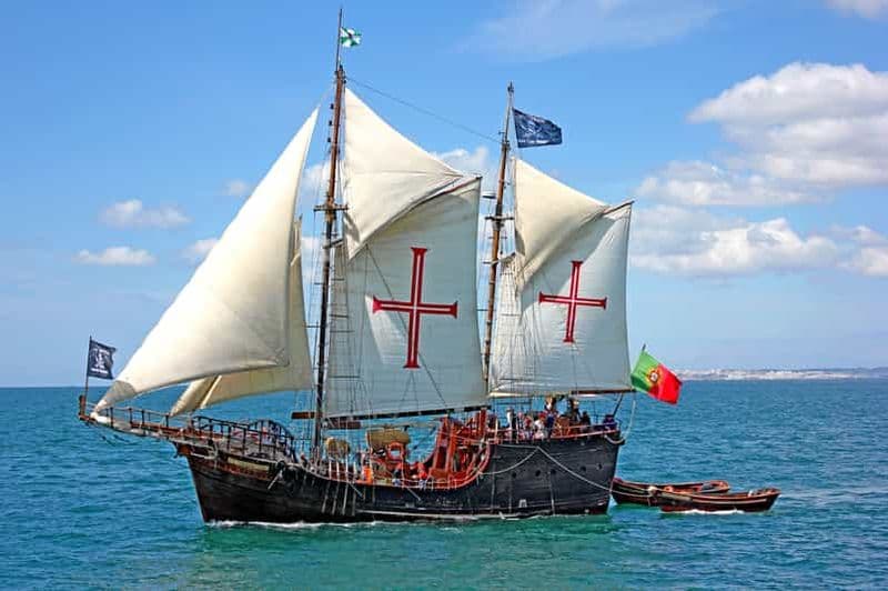 Billet Portimão : Excursion en bateau à voile vers les grottes du cap de Lagos