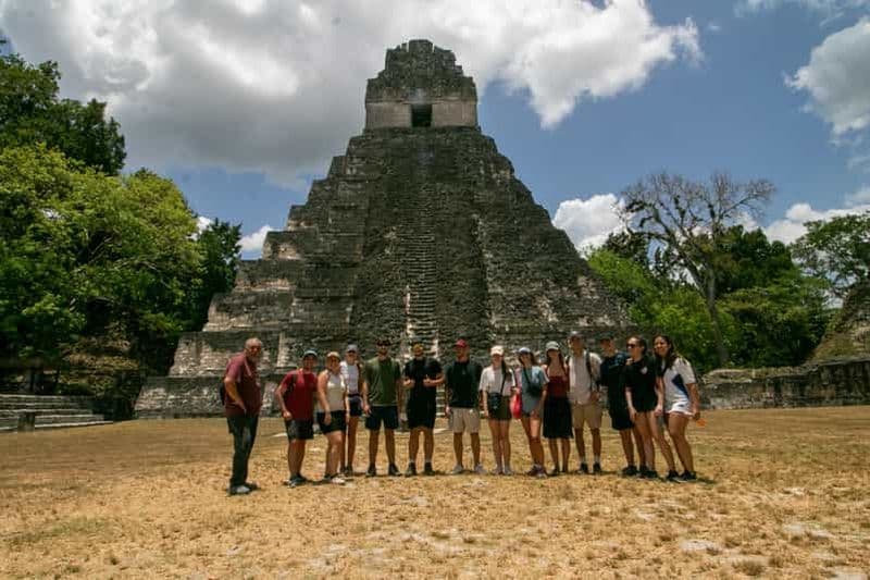 Billet Flores : visite guidée du parc national de Tikal avec transferts