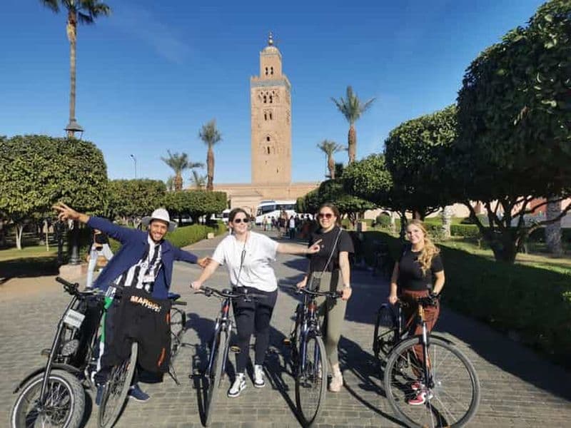 Billet Marrakech : visite guidée à vélo avec un guide local