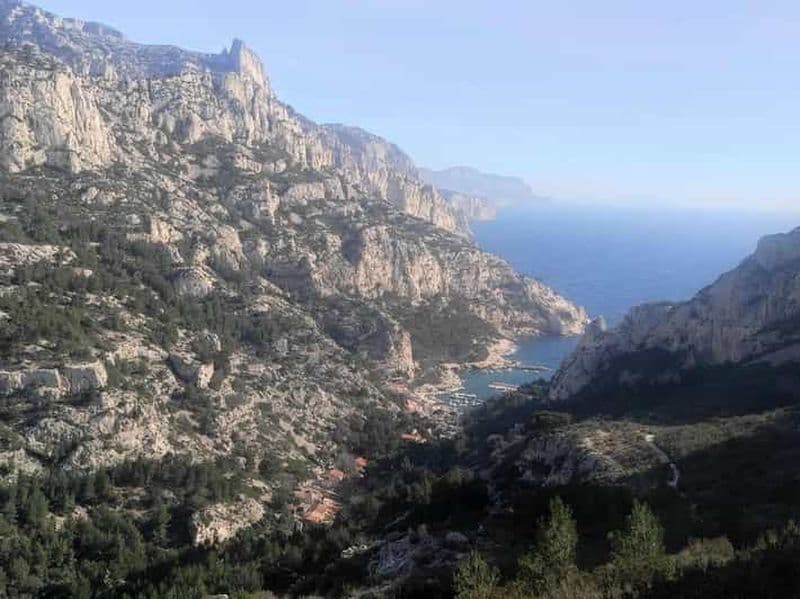 Billet Calanques de Marseille : Randonnée naturaliste estivale poétique