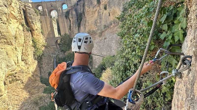 Billet Ronda : Aventure complète de via ferrata - 3 niveaux avec guide