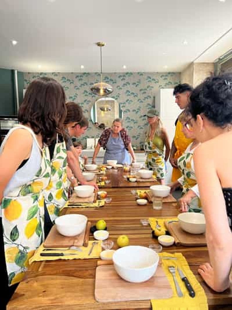 Billet Paris : Cours de pâtisserie avec une grand-mère française