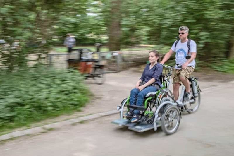 Billet Munich : Visite du jardin anglais en cyclo-pousse pour fauteuils roulants