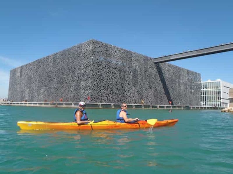 Billet Marseille : Visite guidée des Calanques en kayak de mer