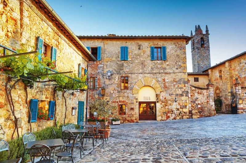 Billet Au départ de Sienne : Tour du Chianti et des châteaux avec dégustations de vins