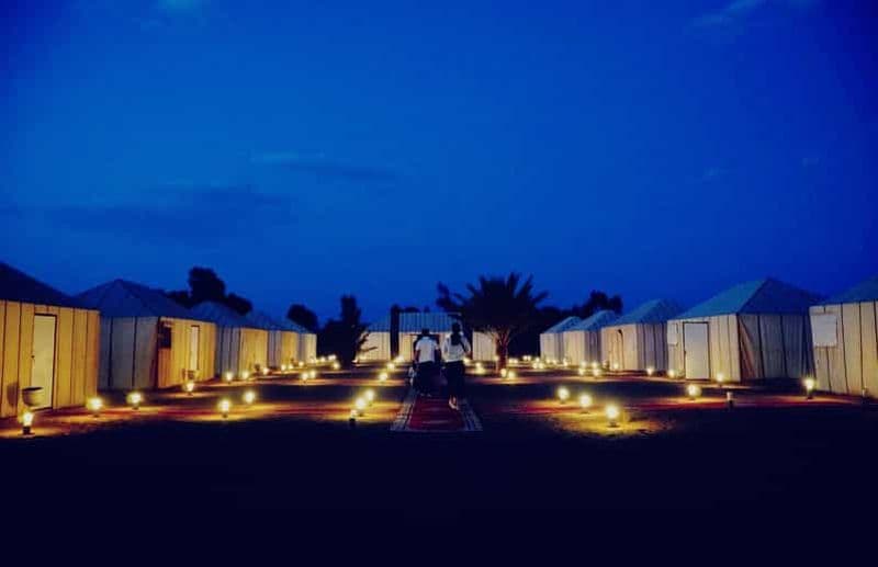 Billet De Merzouga : Nuit dans le désert sous tente chauffée et balade à dos de chameau