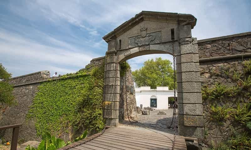Billet Au départ de Montevideo : visite guidée d'une jounée à Colonia Sacramento
