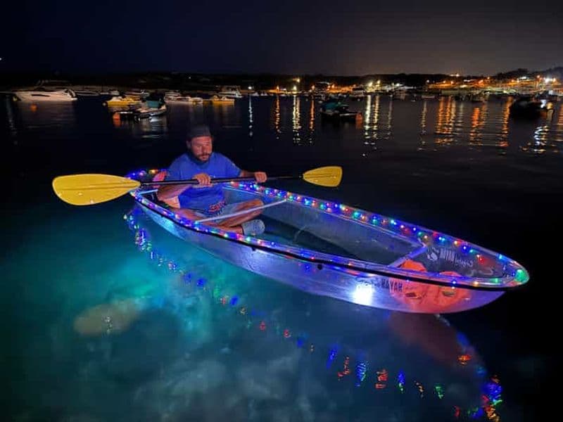 Billet Malte : visite nocturne en kayak illuminé - Brillez dans le noir