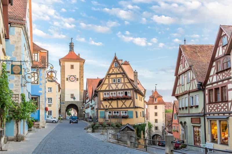 Billet Francfort : excursion d'une journée en groupe ou visite privée à Würzburg et Rothenburg