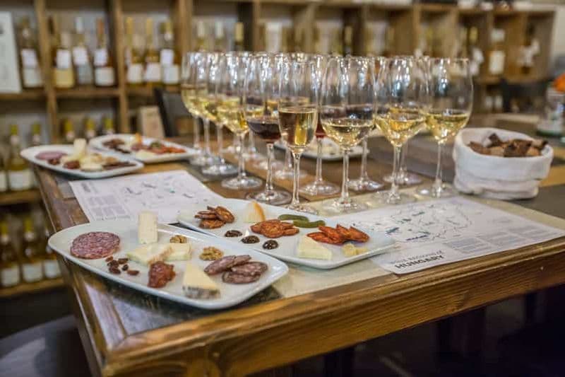 Billet Budapest : Cours de dégustation de vins hongrois (Essentials of Hungarian Wine Tasting Class)