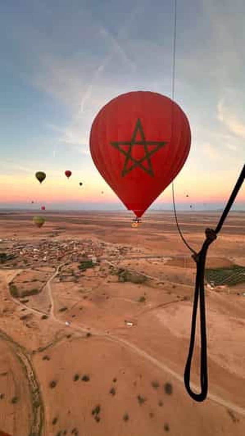 Billet Marrakech : vol en montgolfière, buffet de petit-déjeuner et certificat