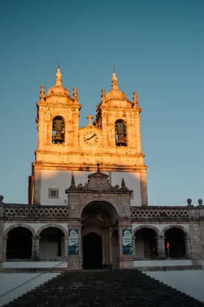 Billet Nazaré : visite à pied des trésors cachés avec un guide de la région
