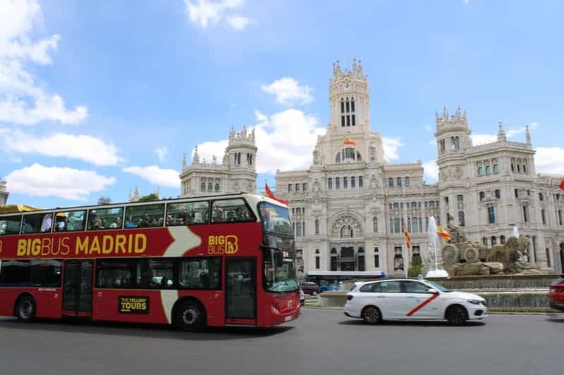 Billet Madrid : Visite touristique en bus à toit ouvert avec guide en chair et en os