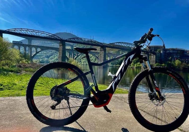 Billet E-MTB - Circuit des vignobles du Douro