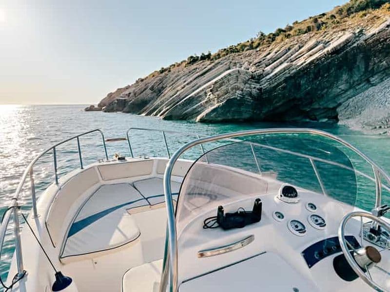 Billet Saranda : tour en bateau, grotte des tortues, Kakome et Krorez, plongée avec tuba