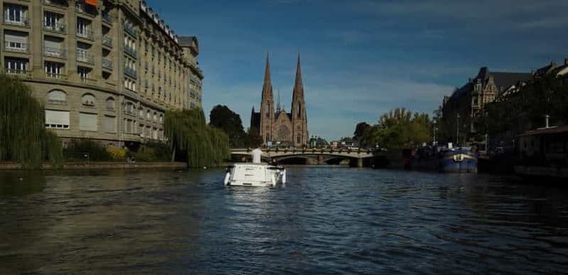 Billet Strasbourg : visite privée et guidée de la ville en bateau