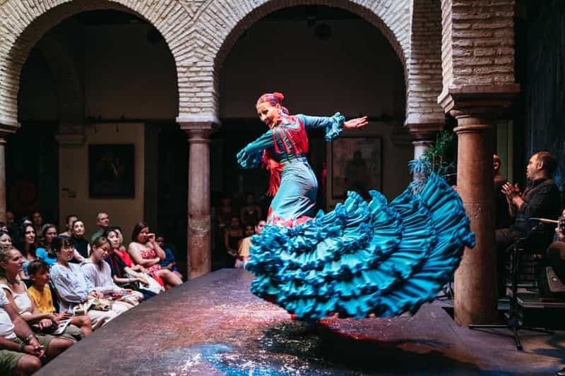 Billet Séville : Spectacle de flamenco Puro avec billet optionnel pour le musée
