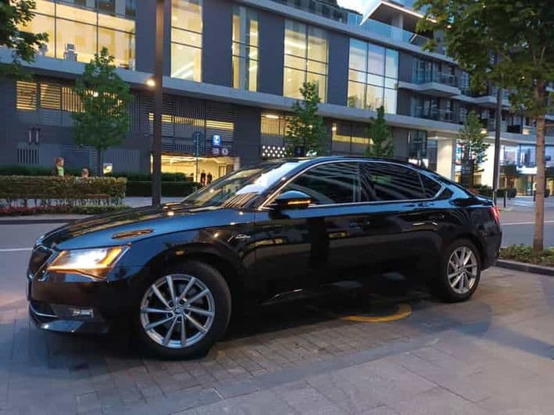 Billet Belgrade : transfert aéroport privé avec service d'accueil