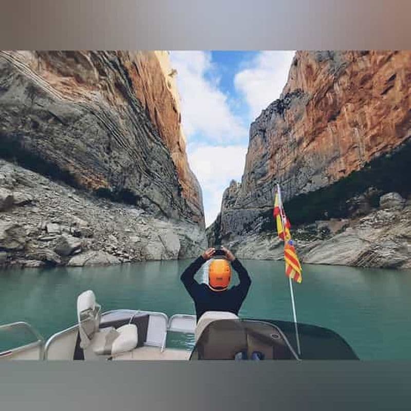 Billet Barcelone : excursion en catamaran au Congost de Mont-rebei