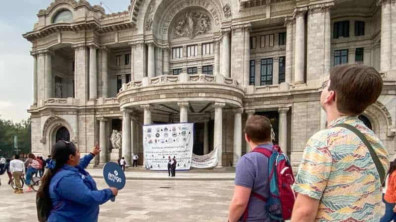 Billet Visite nocturne à pied de la ville de Mexico avec, en option, la Torre Latino