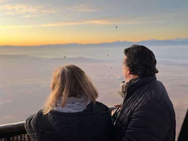 Billet Marrakech : Vol en montgolfière, petit-déjeuner berbère et promenade à dos de chameau