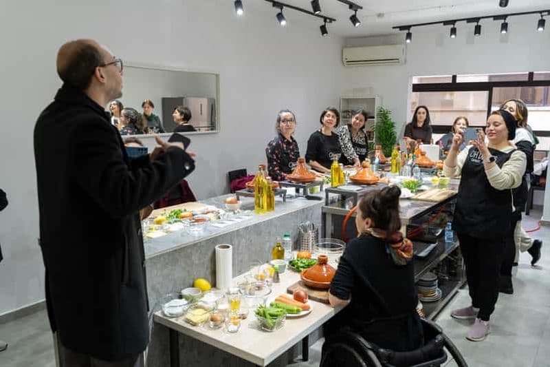 Billet Rabat : cours de cuisine marocaine authentique avec des chefs experts