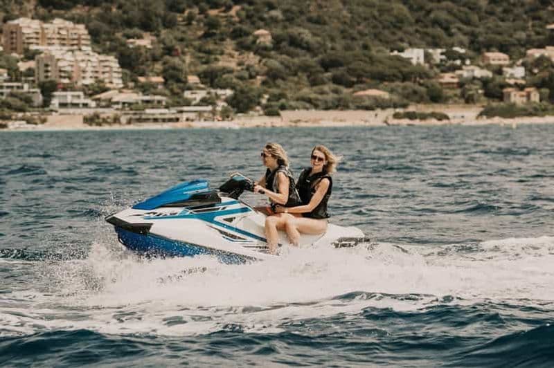 Billet Ajaccio : excursion en jet ski aux îles Sanguinaires et au Capo di Feno