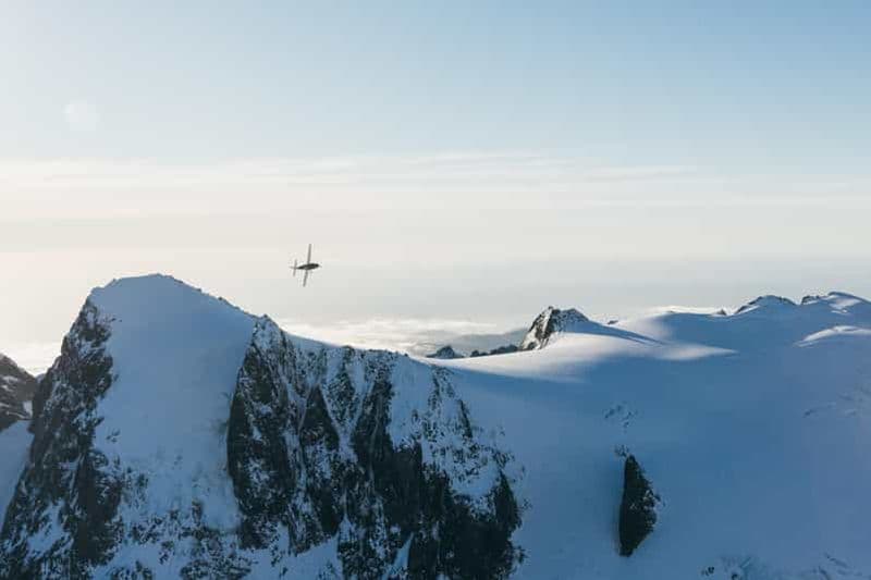 Billet Au départ de Queenstown : Vol panoramique et randonnée guidée au glacier Josef