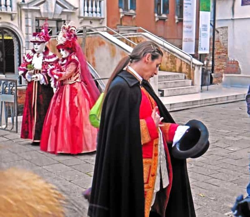Billet Venise : spectacle théâtral du carnaval ambulant et les secrets de Casanova