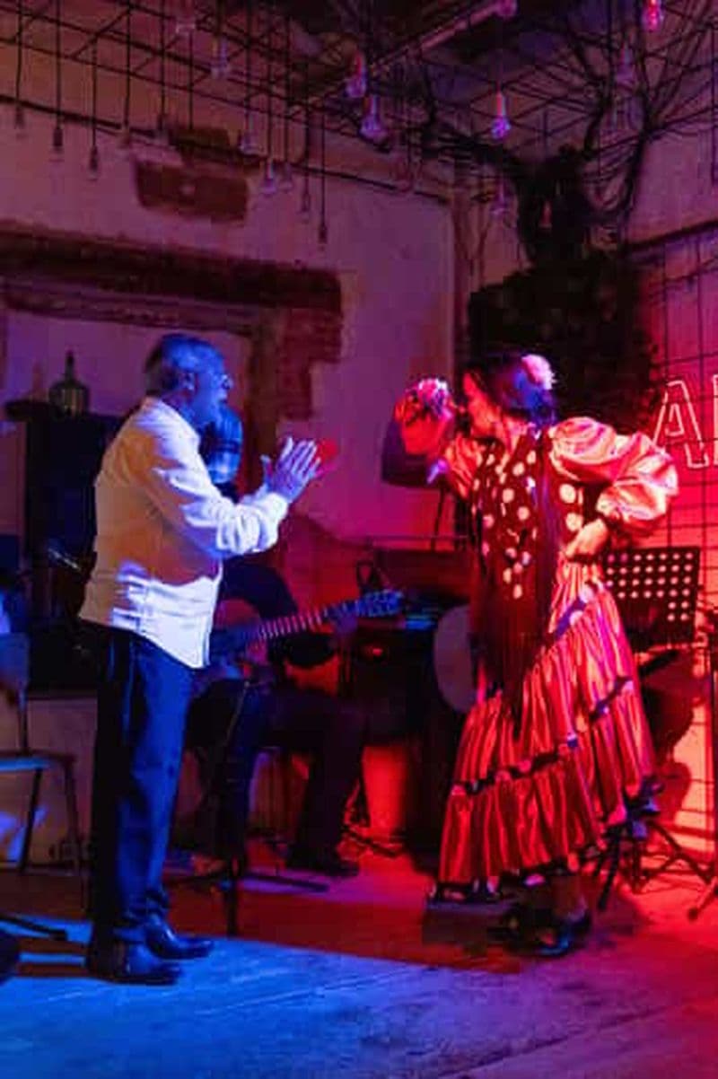 Billet Alicante : spectacle de flamenco fusion et gastronomie au Blacky Bar