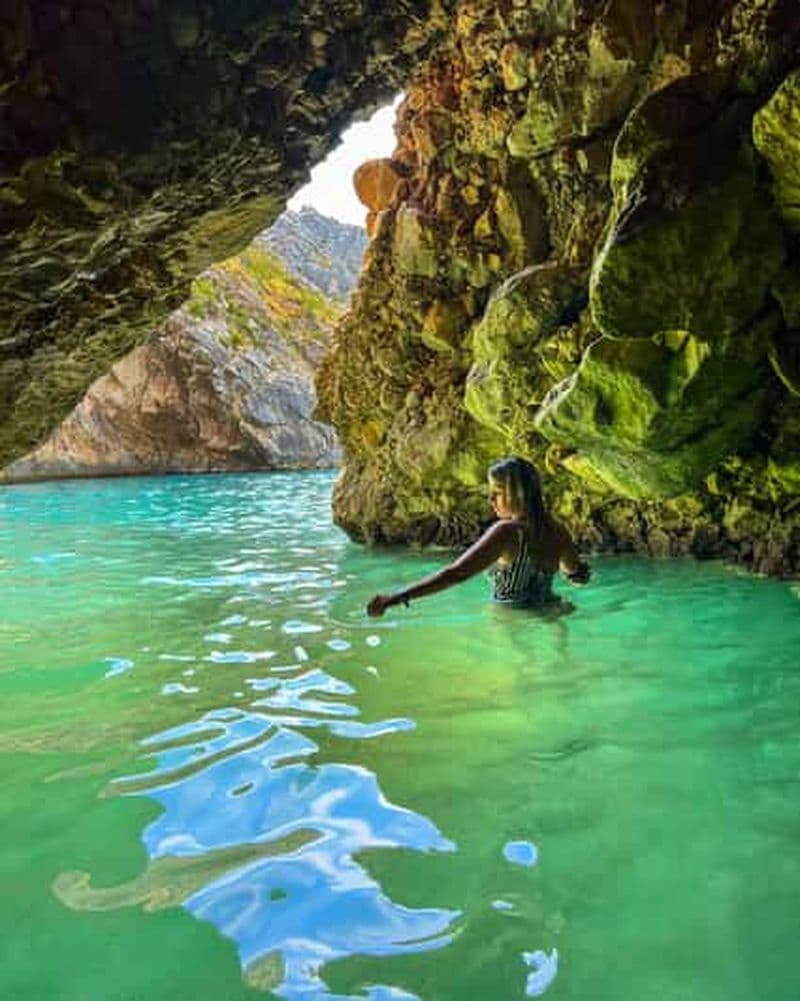 Billet Vlore : Grotte des gemmes bleues et canyon secret, Expédition Karaburun