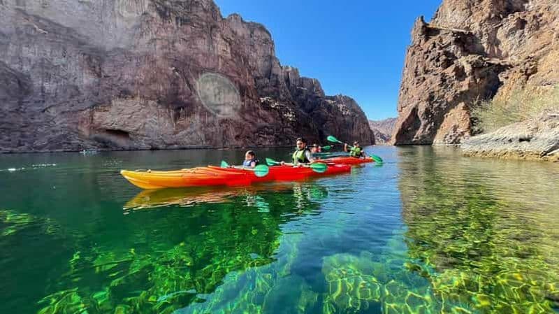 Billet Depuis Las Vegas : excursion guidée en kayak avec navette à Emerald Cave