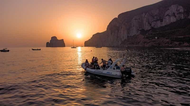 Billet Depuis Cala Domestica : tour en bateau au coucher du soleil à Porto Flavia