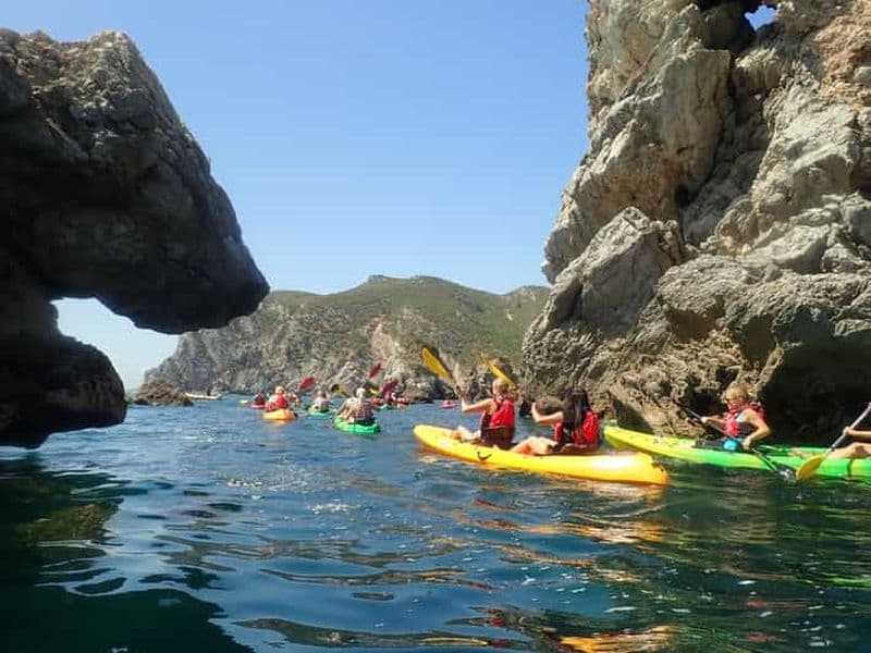 Billet Lisbonne : Expérience de découverte du kayak à Sesimbra