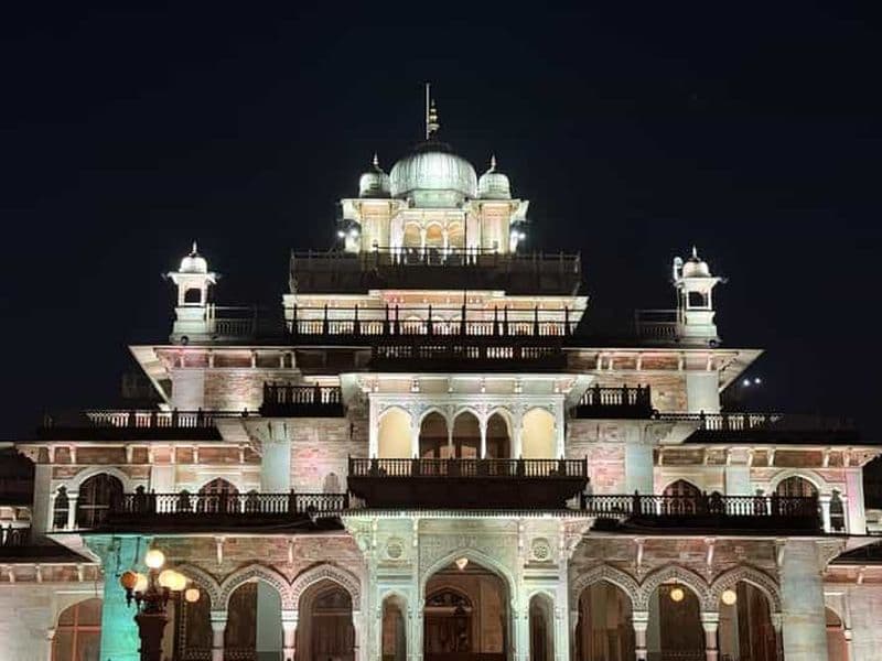Billet Jaipur : Visite nocturne d'Amer et de la ville rose en jeep à ciel ouvert.