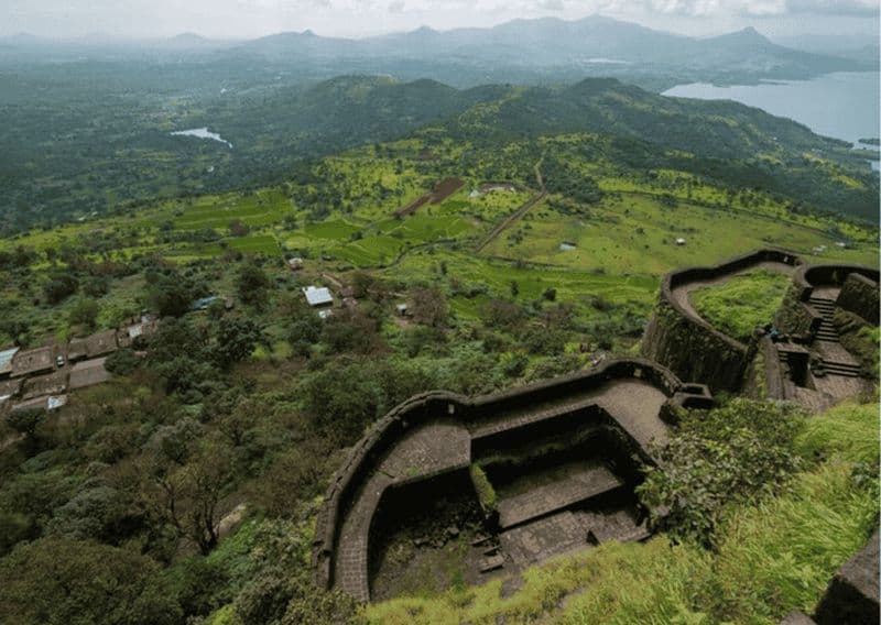 Billet Excursion guidée d'une journée à Pawna-Lohagad-Lonavala au départ de Mumbai