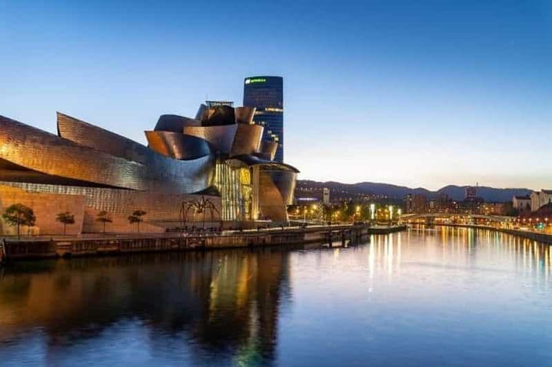 Billet Bilbao : Visite guidée privée sur mesure avec un guide local
