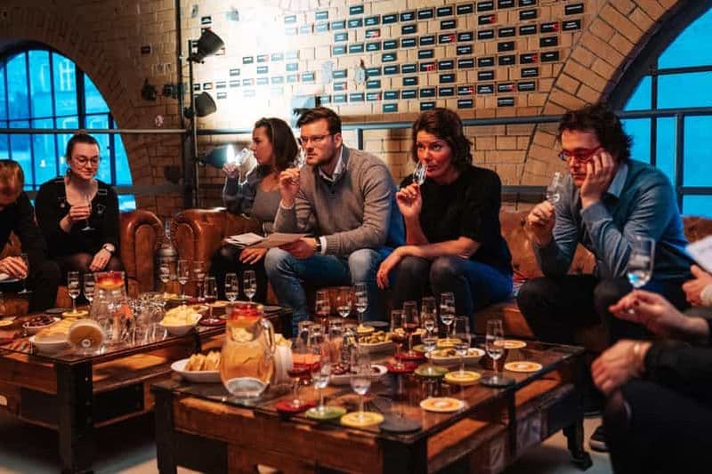 Billet Berlin : visite et dégustation à la brasserie Mampe Schnapps (en anglais)