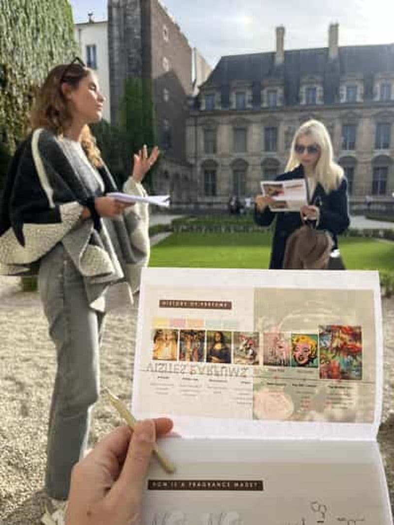 Billet Paris : Visite à pied privée du quartier du Marais (parfum)