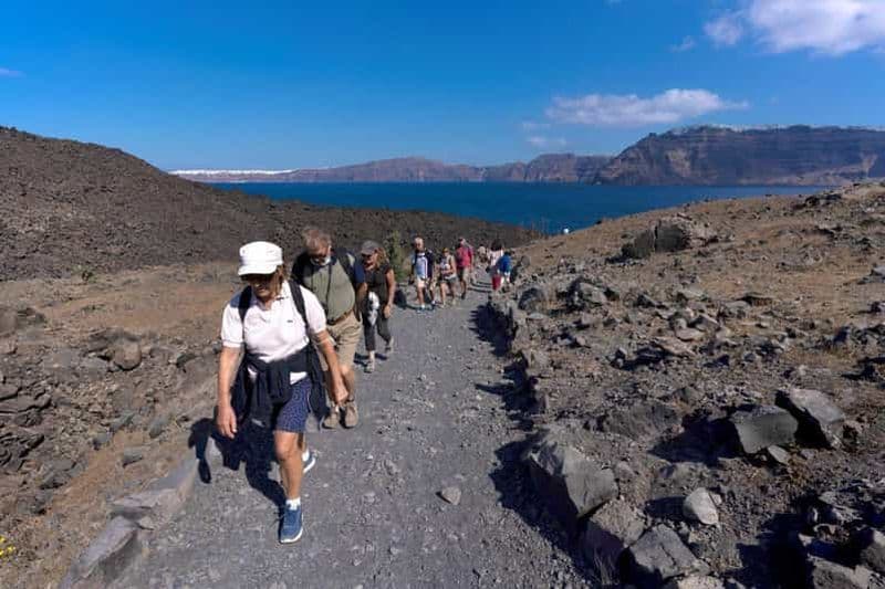 Billet Santorin : Excursion en bateau vers le volcan et les sources d'eau chaude
