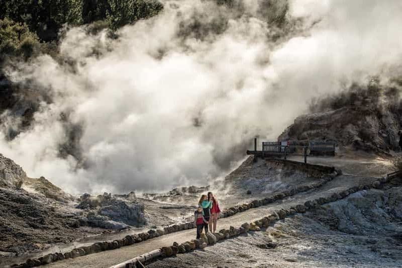 Billet Rotorua : Marche géothermique de Hell's Gate, bain de boue et spa au soufre